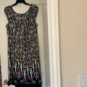 Tahari Size M Cap Sleeve